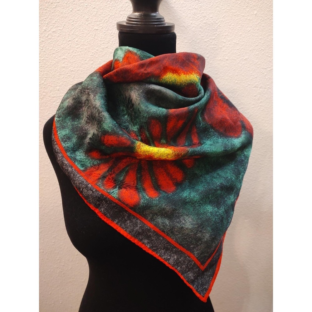 Albert Nipon Scarf 31" Square Vtg Vibrant Red Flowers Dark Green background A19